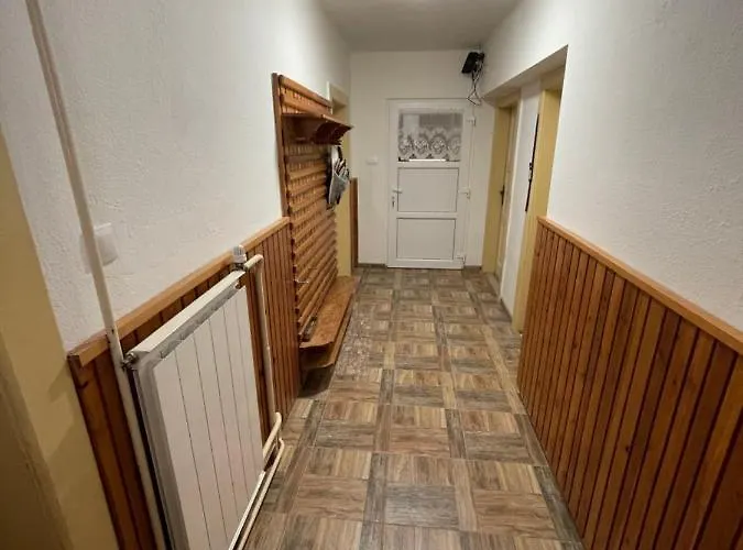 U Tomasa بيت للعطل Lúčky